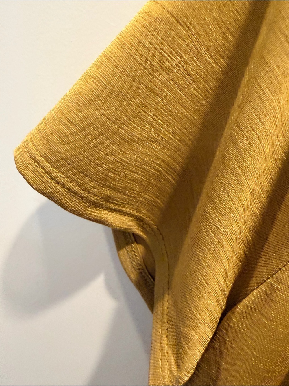 NWT Cato Medium Mustard Crisscross Neck Top High Low Hem Short Sleeve - Picture 4 of 9